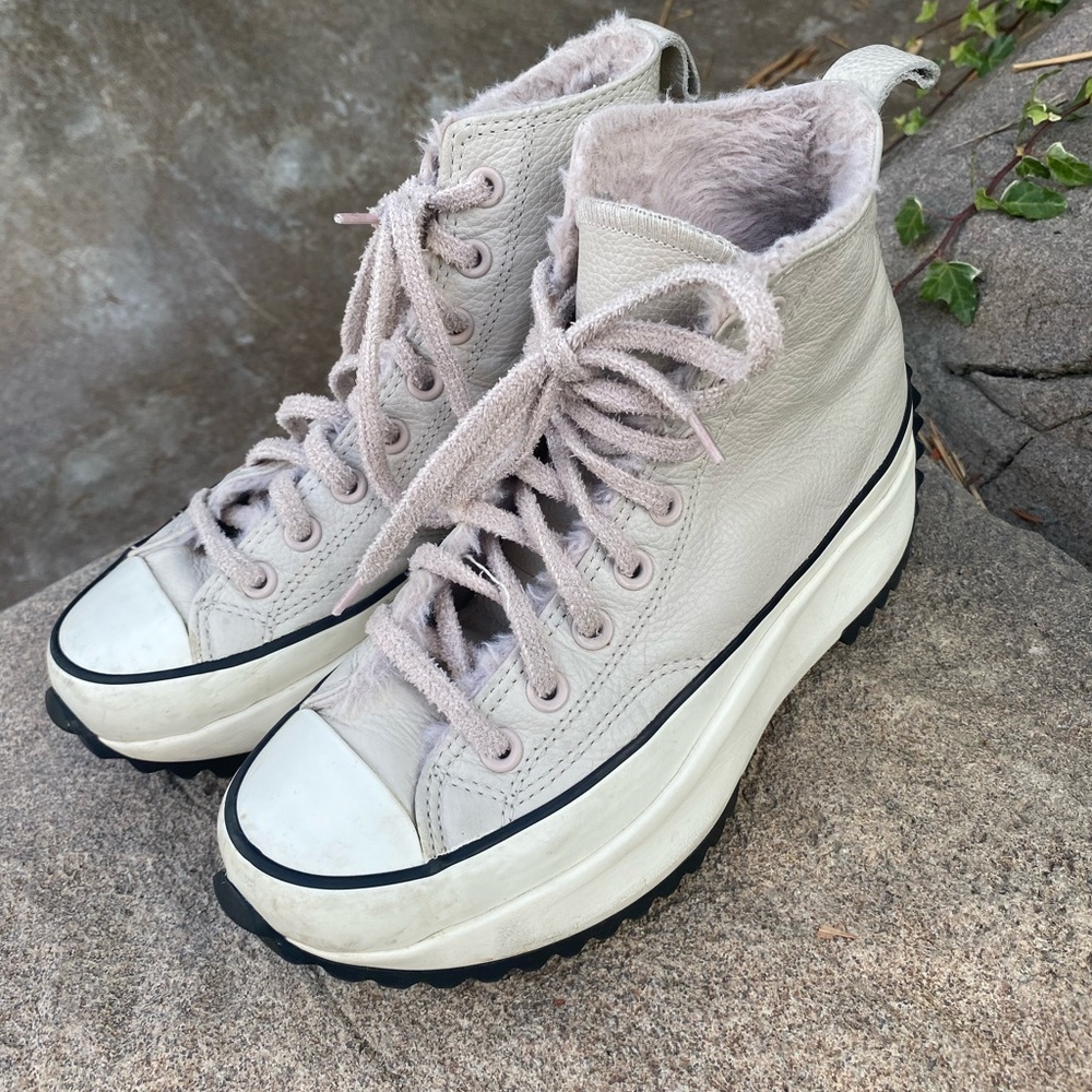 Run Star Hike 169550C Unisex  Beige Leather Sherpa Chuck Taylor Hi-Rise 6.5M 8W